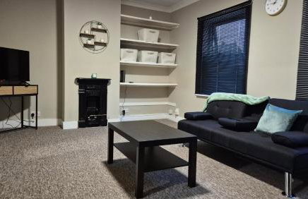 Modern Stylish Flat - Free Parking - Near London - Foto 2