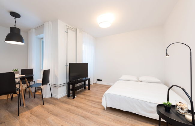 Hilltop Apartments City Centre - Photo 3