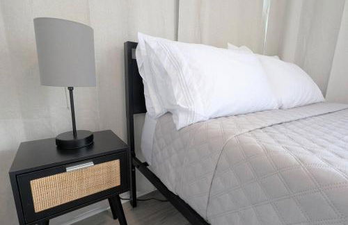 Cozy Gem 18Min to EWR, 8min > NYC Train + Parking - Foto 24