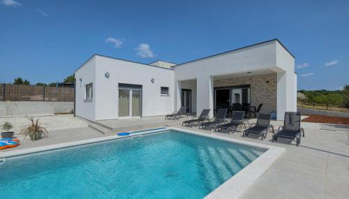Brand new Villa Leny with heated pool - Foto 2