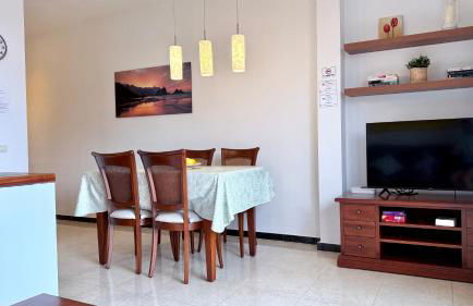 Precioso Apto. con vistas al mar y puesta de sol - Foto 5