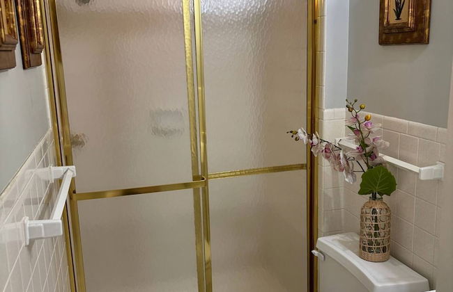 Luxury Modern Stay - 2000 Sqft - Foto 12