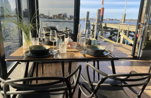 Hausboot mit Motorboot - Foto 7