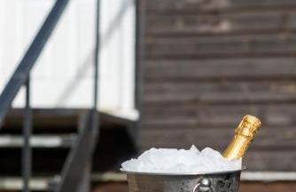 Stillness Cottage - Secluded Hut with a Private Hot Tub - Photo 13