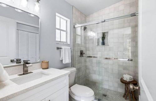 Isla Living, 3 Bed, Canal, Pool - Foto 10