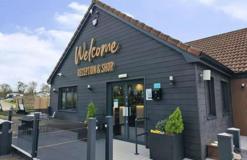 Platinum lakeside Lodge on resort with fishing - Foto 16