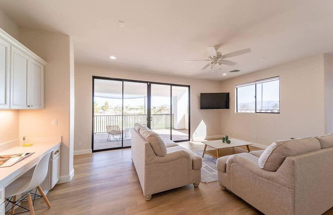 Vanderpump Rules Lake Havasu Luxury Villa w Pool - Photo 64