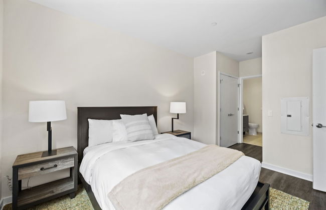 Placemakr Cathedral Heights - Photo 35