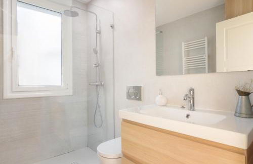 MODERN LOVELY HOUSE GUGGENHEIM - Foto 27