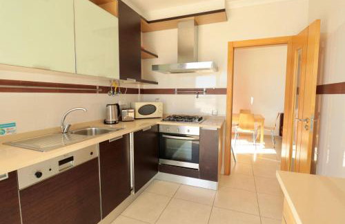 Olhos De Água 1BR with Pool, AC and Free Parking - Foto 7