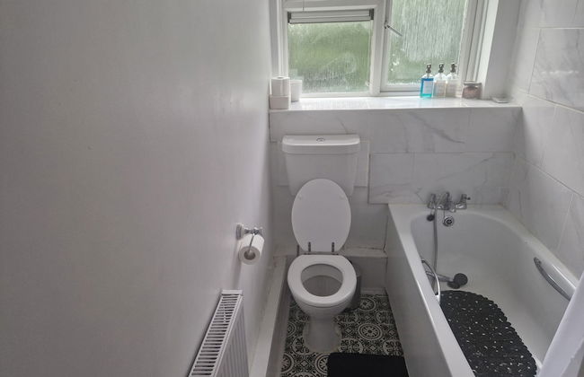 Immaculate 1-bed Apartment in Woodford Green - Foto 9