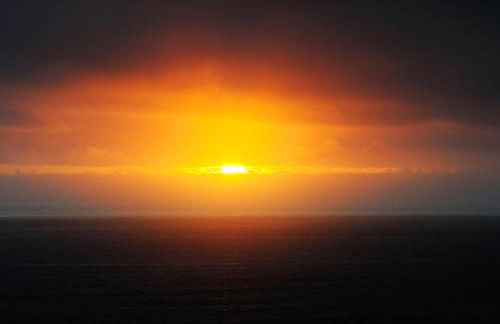 Amazing Oceanview 2 bedroom Oceanfront! by OceanviewHotTubs Shelter Cove, CA Tesla EV Station - Foto 48