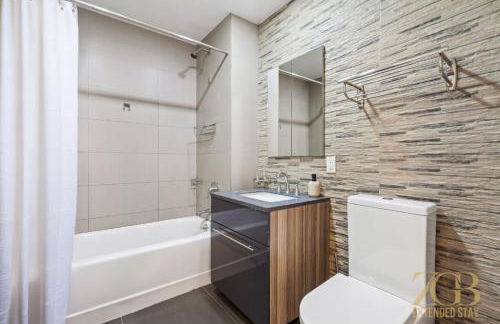 Stylish 2-Bedroom Near Central Park - Laundry - Elevator - Foto 14