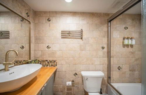 Heated Pool Mini Golf Game Room Fire Pit - Foto 26