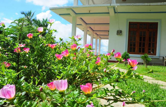 Onil Rock Resort - Photo 1