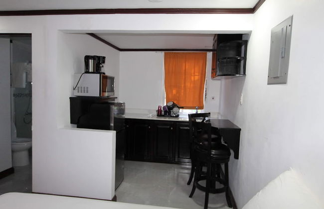 Sand and Blue Seas - Photo 29