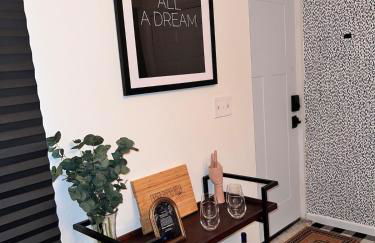 2BR Stay for Crews & Families - Foto 2