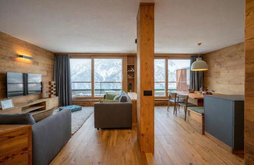 Luxury 9-Bed Apartment Steps from Ski Slopes with Parking & Ski Box - Foto 2