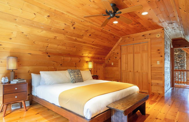 Secluded w/ Deck Views, Hot Tub, & Ping Pong Hudson in the Berks by Avantstay - Foto 22