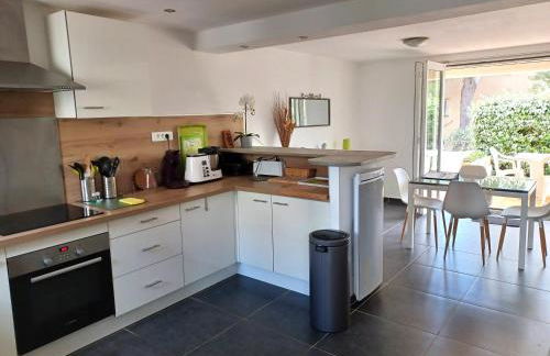 Côte Indigo - Villa 7 personnes, 3 chambres, 3 terrasses - à 150 de la mer - Foto 10