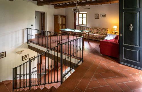 Experience the charm of Tenuta Le Caselle, a cozy farmhouse surrounded by nature and comfort! - Foto 25