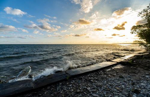 Cozy Lakefront Cottage - Foto 13