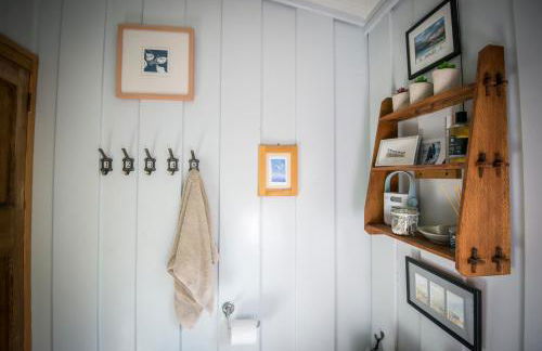 Little Kestrel Cabin - Photo 29