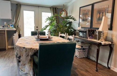 Blue Hole at Pigeon Mtn Wildlife Mgmt Area - Foto 6