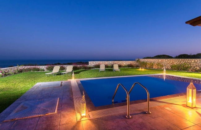 Olga Luxury Beach Front Villas - Foto 9