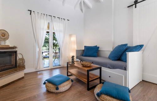 Apanema Mindfulness Villas Resort with Fast WiFi, Pool, Sauna, Massage - Photo 44