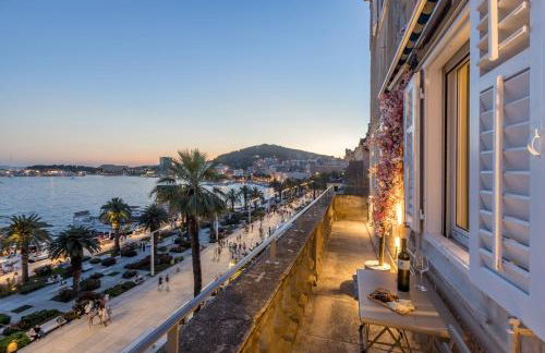 Split finest suite 1 - Photo 1