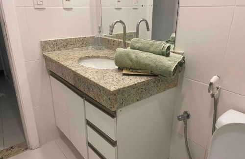 Apartamento amplo e acesso à praia - Foto 18