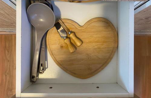 Apartamento Completo 2 Quartos com AC em Blumenau à 10min Vila Germânica, Tv a cabo e Premiere, ideal para família, Fácil acesso para Pomerode - Foto 32