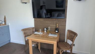 Saltwater Lodge - Air Conditioned 75yrd to the sea - Foto 3