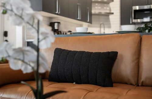 PFR Suites - Highland, 3BR 2BA Shadyside Condo, Penthouse Unit, 2 Decks, Off-Street Parking, 4th Floor Walkup - Foto 35