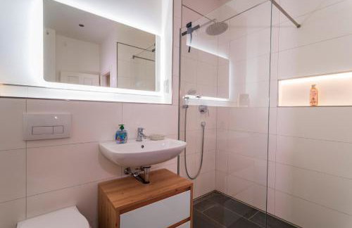 Suite-Dreams Apartment - City - Photo 26