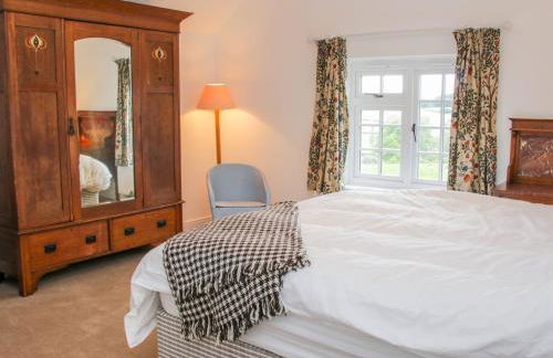 The Old Farmhouse, Upper Pitts - Photo 28