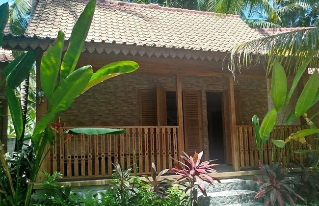 Villa Lova Sambirenteng - Foto 24