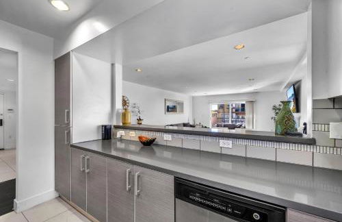 Amazing & Spacious in Heart of Santa Monica- Easy Access to ALL Tourist attractions - Foto 11