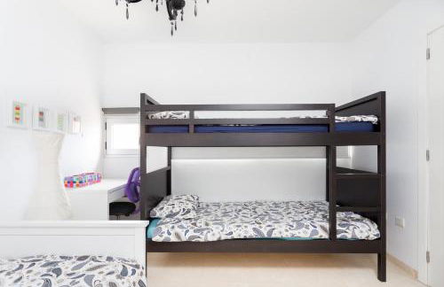 Modern House With Private Swimming Pool - Foto 3