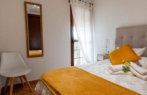 Ático con terraza-solárium y piscina 4-6 personas WIFI A/C - Foto 8