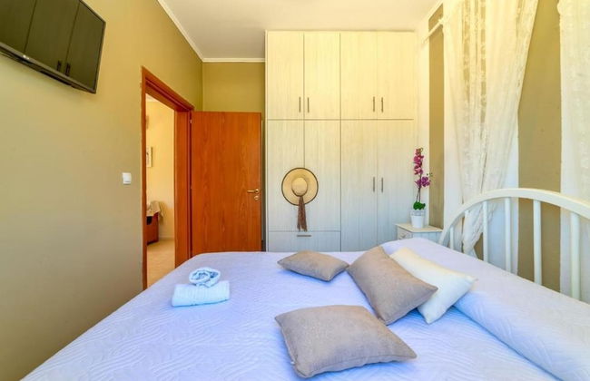 Emmanuela House With Garden and sea View- Triopetra - Photo 2