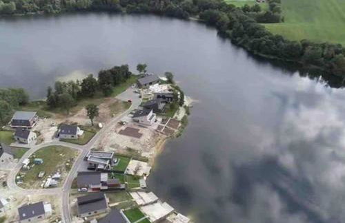 Ferienhaus Luna am schönen Harkebrügger See mit Kamin und Sauna - Foto 1