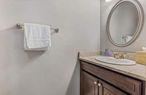 Luxury 2 Bedroom Townhouse #1 - Foto 9