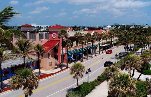 Jungle Cottage with luxury pool, hot tub and more! - Photo 37