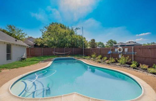 Boho Chic Home w Backyard Paradise - Pool + Grill - Foto 31