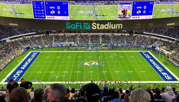 Los Angeles NFL Tickets: Rams or Chargers Game - Foto 2
