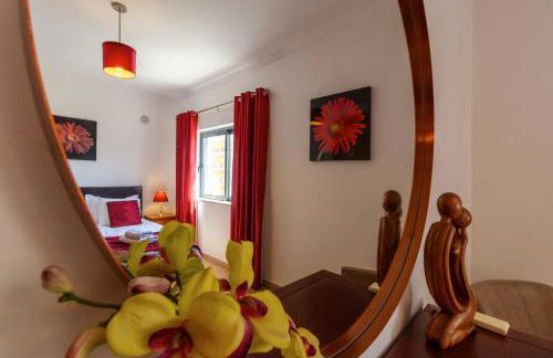 James's Quinta das Palmeiras, spacious 2 bedroom apartment in luxury complex, walking distance to town and beach - Foto 28