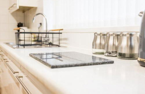 Pared Isaf - Foto 61