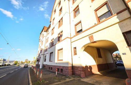 Modern & Chic Apartment with Balcony in Offenbach - Foto 4